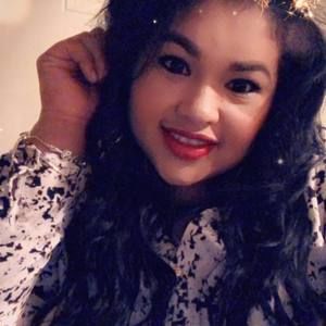 Meet your Posher, Mayra